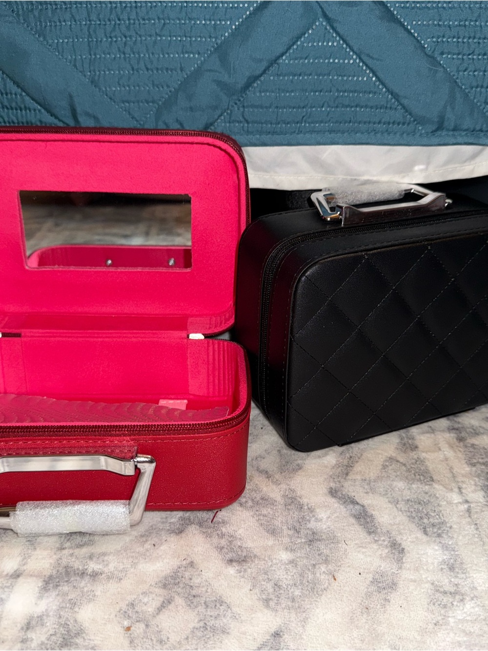 Quilted Black Case- black and other is red, 2 of these!